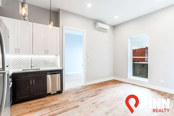 Rented by Pinn Realty | media 18