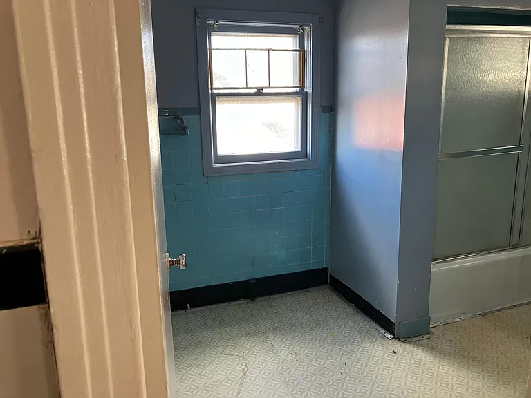 3 Burr Ave #2 — Photo 17