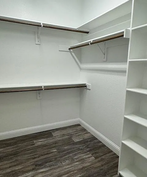 116 Lampassas Dr — Photo 11