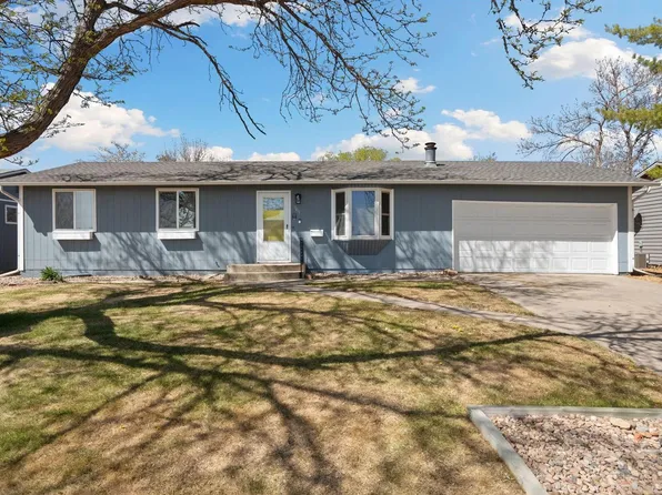 3411 N Douglas Ave, Loveland, CO 80538