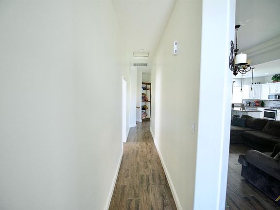 5th image of 2806 Silver Shore Ln