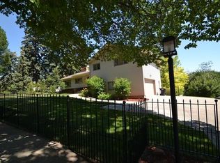 1003 E Highland Acre Rd, Bismarck, ND 58501