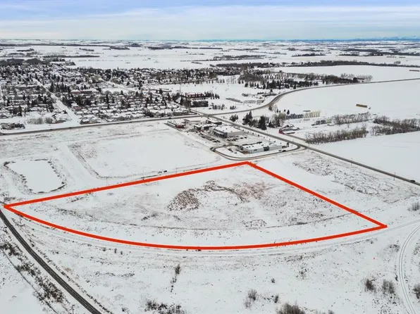 200 Shantz Dr, Didsbury, AB T0M 0W0