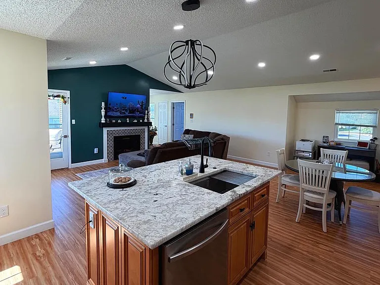543 Cedar Hollow Dr — Photo 12