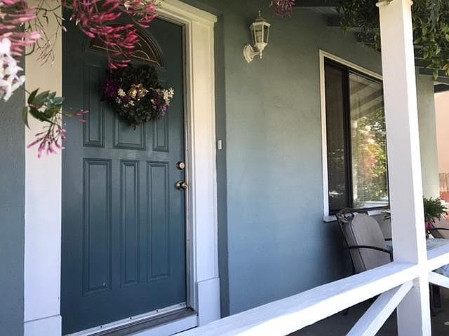 1st image of 714 E 16th Ave