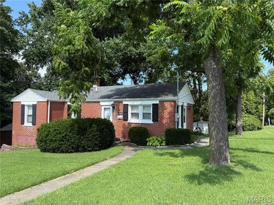 200 Tomlinson St, East Alton, IL, 62024