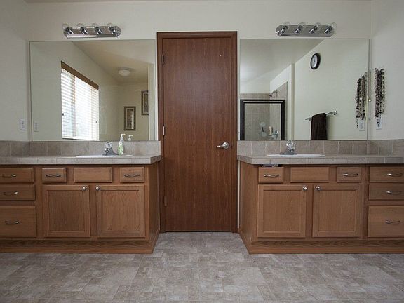 3rd image of 21273 Brevik Pl NW