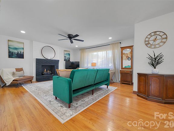 4th image of 112 Allison Rd