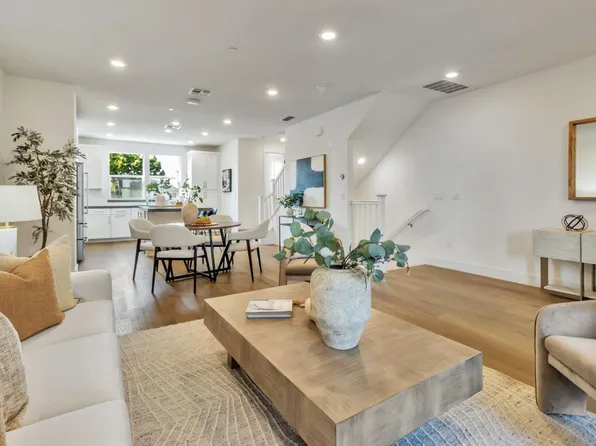 105 Ortega Ave, Mountain View, CA 94040