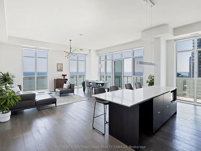 15 Lower Jarvis St #4502 — Photo 3