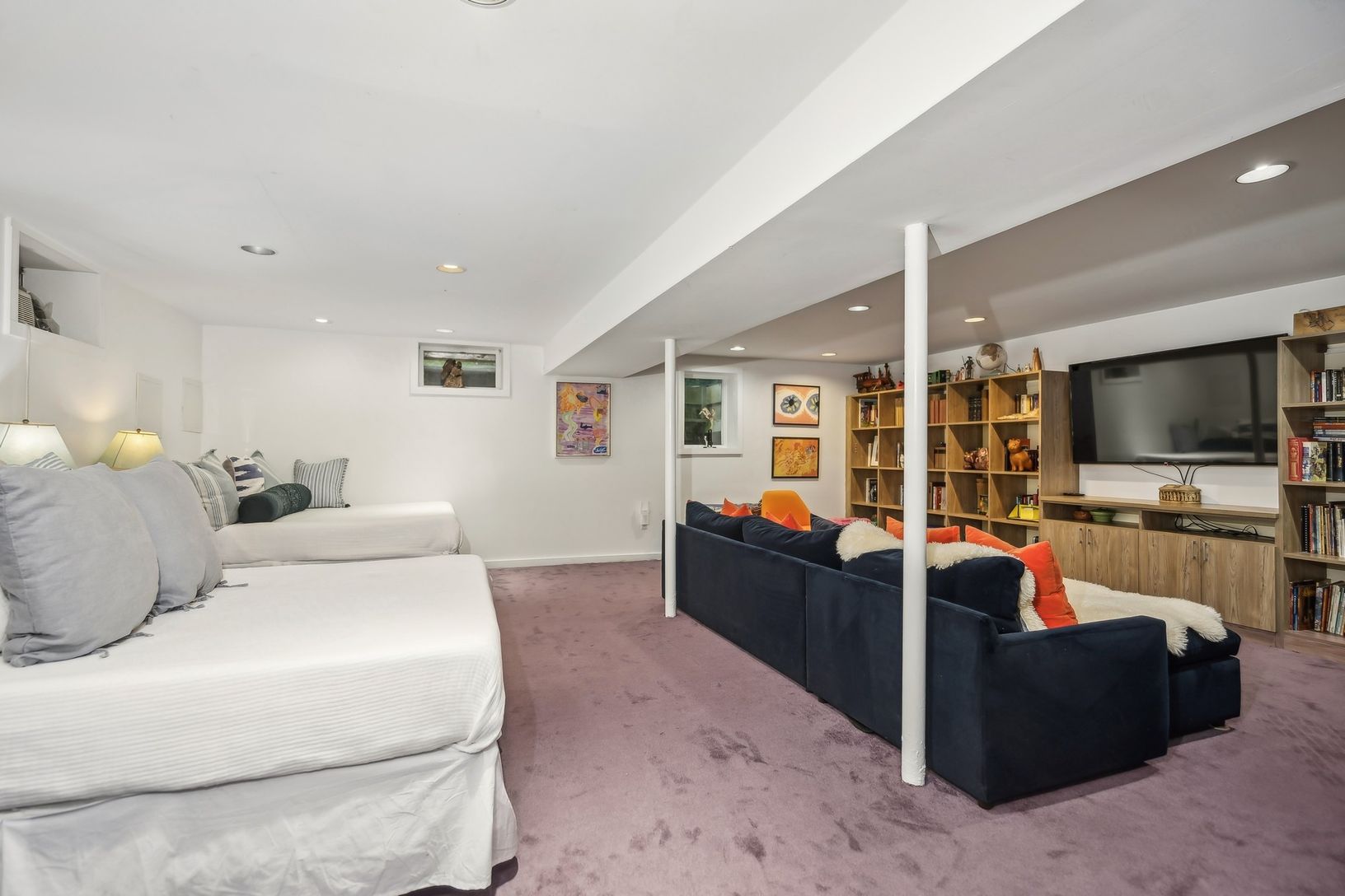  library- bonus room