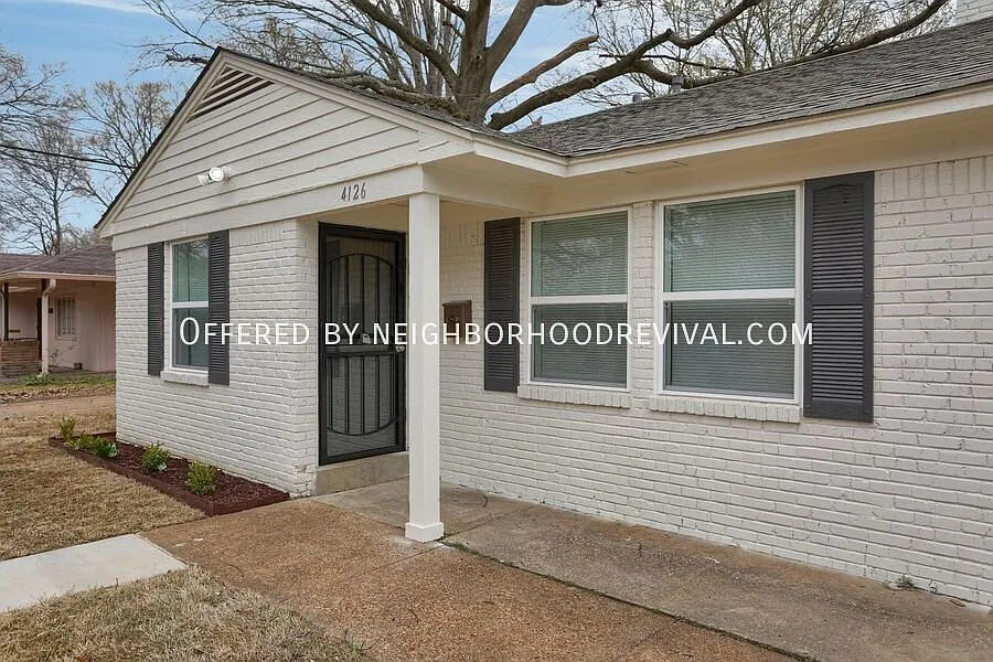 2-Bedroom Duplex Unit on Wildwood Dr, Memphis 38111 — Photo 2