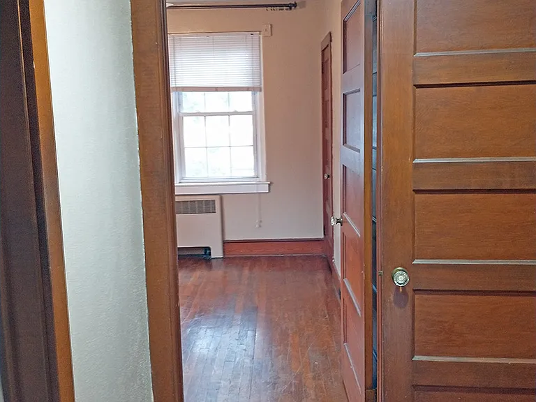 391 W Main St #4 — Photo 8