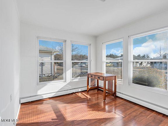 4th image of 39 Saint David Drive