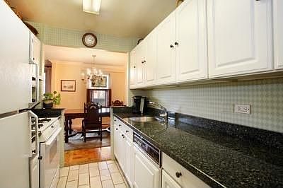 4th image of 205 3rd Ave APT 5H