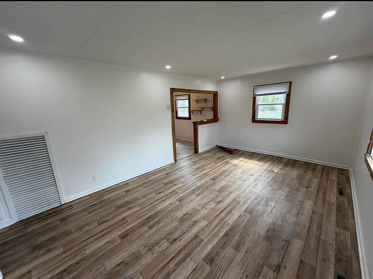 2147 Pennsylvania St — Photo 5