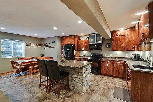 5968 McDonald Rd — Photo 9