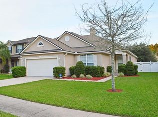 903 Candlebark Dr, Jacksonville, FL 32225