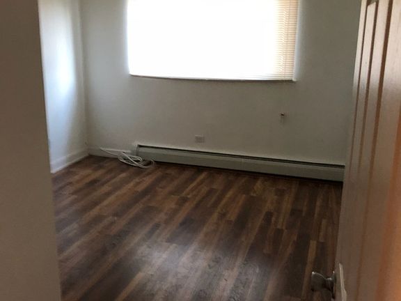 5th image of 685 E Fullerton Ave APT 105