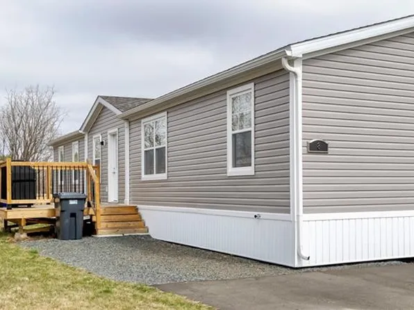 8 Wood Duck St, Lincoln, NB E3B 7G1