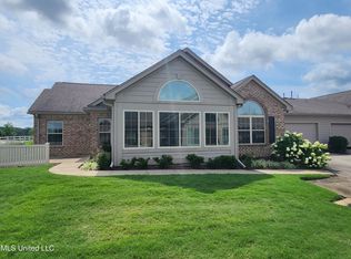 8708 Parkview Oaks Cir, Olive Branch, MS 38654