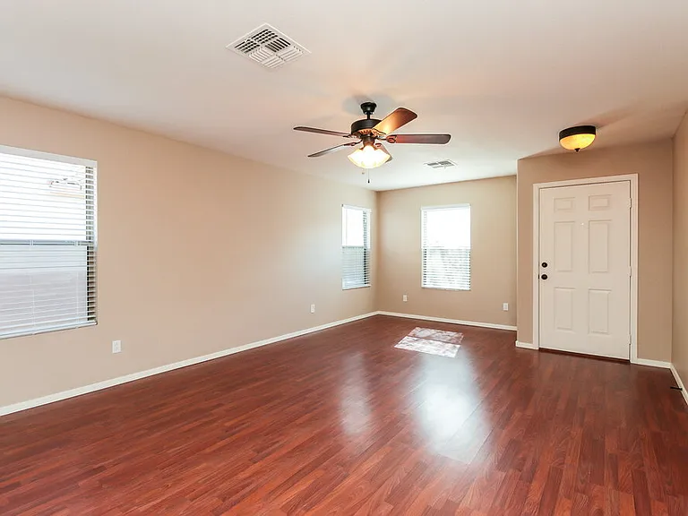3121 S Mandy St — Photo 2