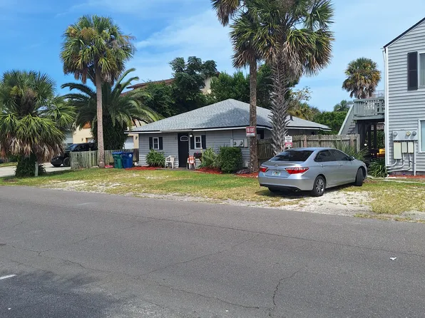 323 2nd St #323, Neptune Beach, FL 32266