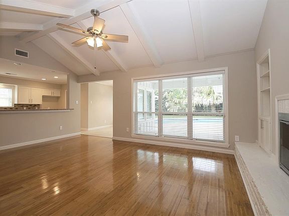 4th image of 4914 Dumfries Dr