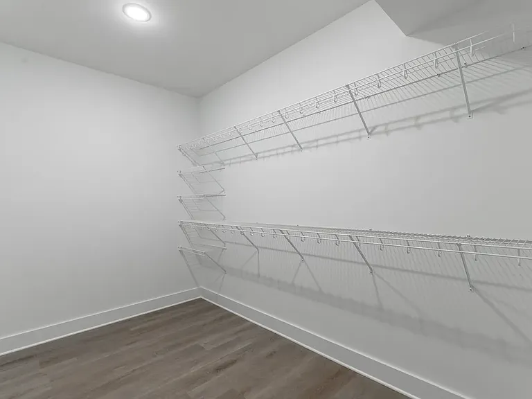 4696 Heiskell Dr — Photo 18