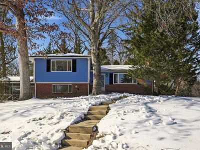 9732 Saint Andrews Dr, Fairfax, VA, 22030