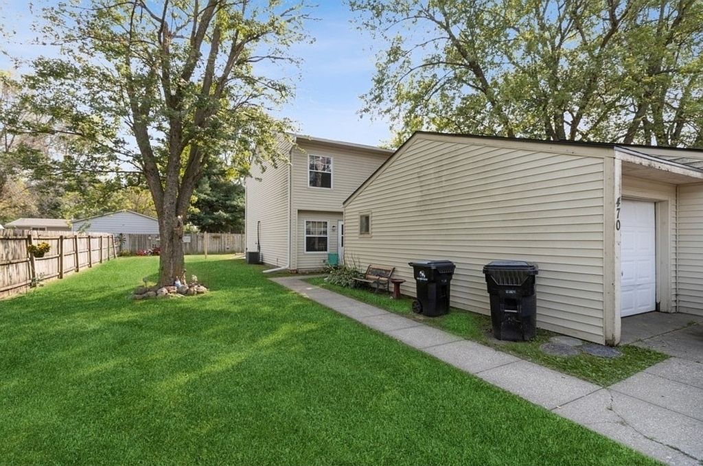 482 NW 5th St, Earlham, IA 50072 Zillow