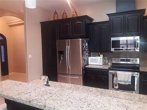 3rd image of 3306 Ginger Ave