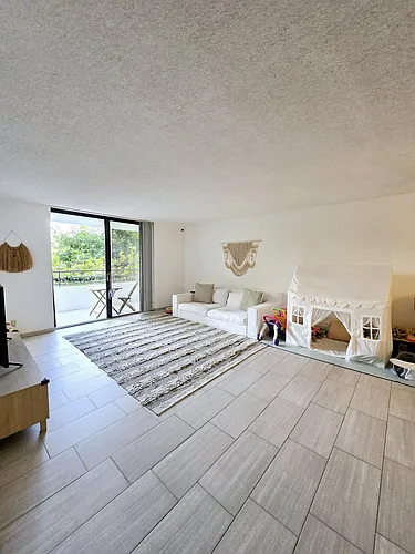 2500 Parkview Dr #412 Photo 1