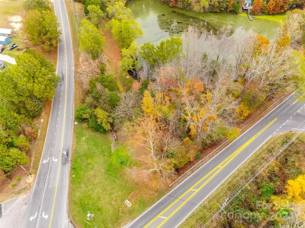 1596 Gold Hill Rd, Concord, NC 28025