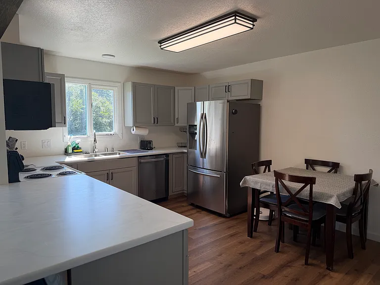 455 E Caribou Ave — Photo 5