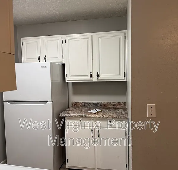 852 Mercer St #2 — Photo 6