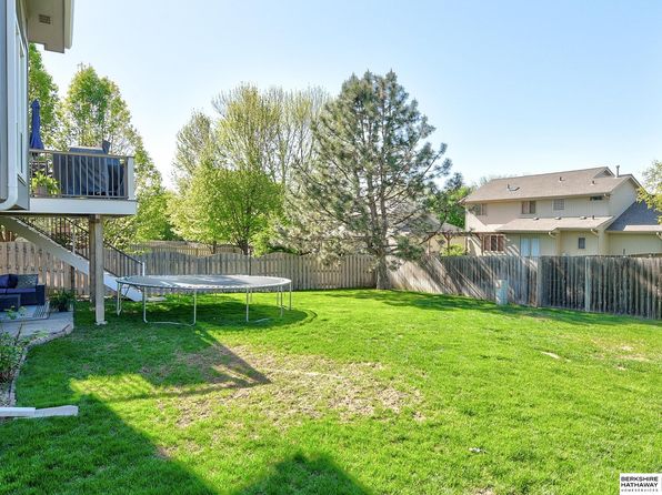 17604 T St, Omaha, NE 68135