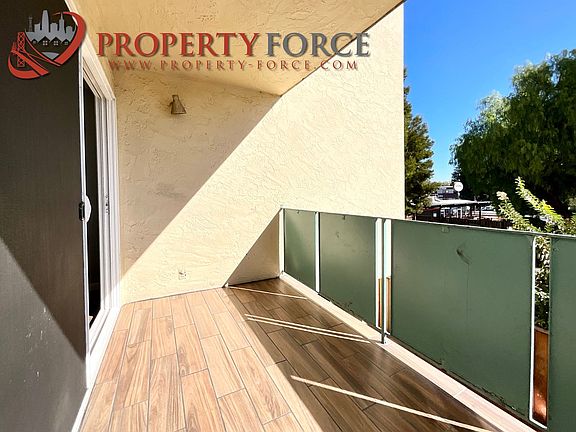 5th image of 1619 Oxford St Unit 4