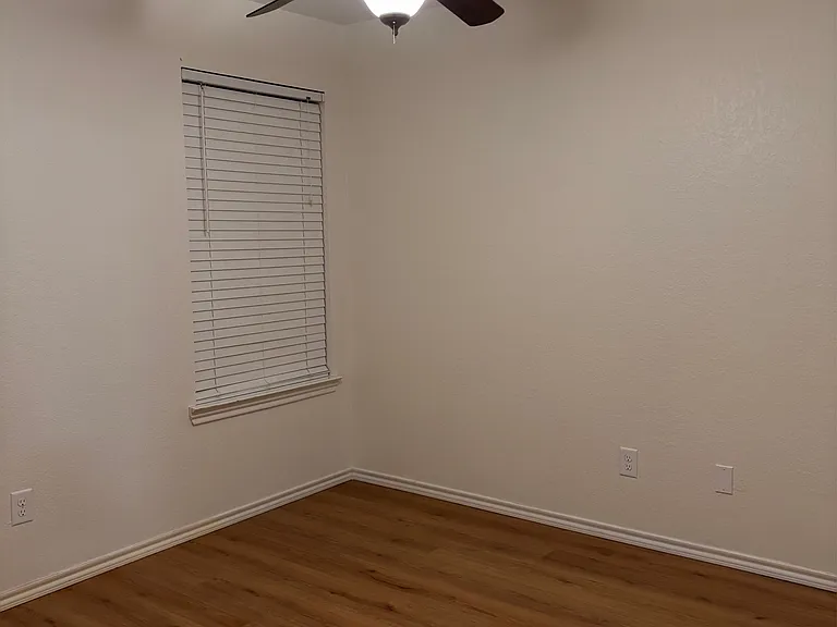 9006 Wildbird Ln — Photo 11