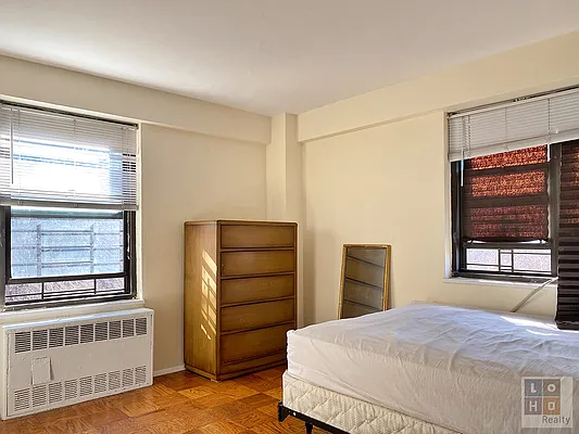Rented by LoHo Realty | media 16