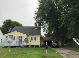 1029 Collins Ave, Windom, MN 56101