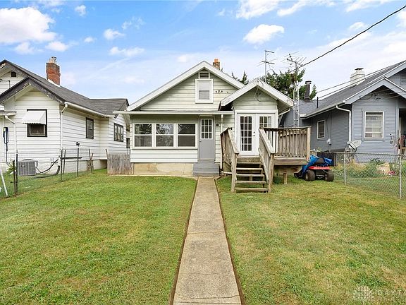 4th image of 1912 Walters St