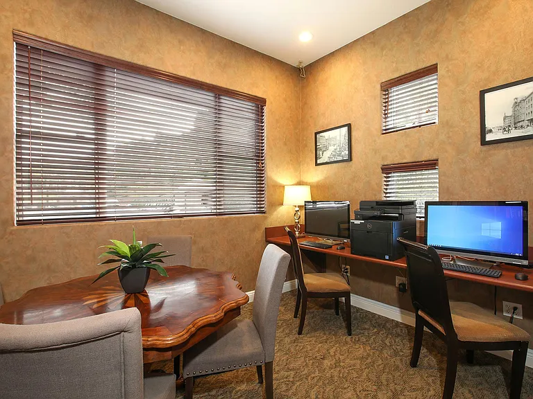 Prominence Apartments — Photo 33