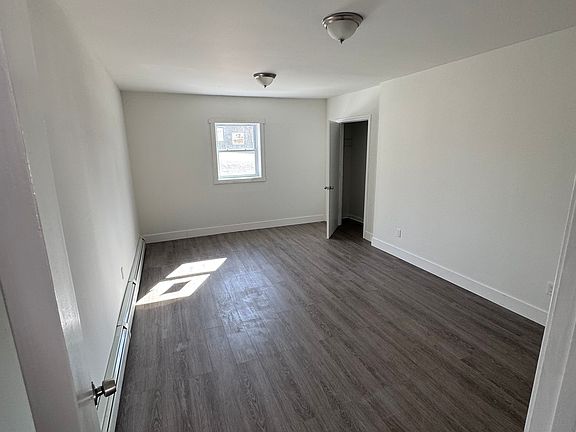 5th image of 363 Windsor Rd #4