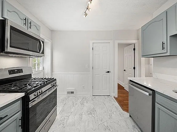 1335 Woodland Dr #1 — Photo 10