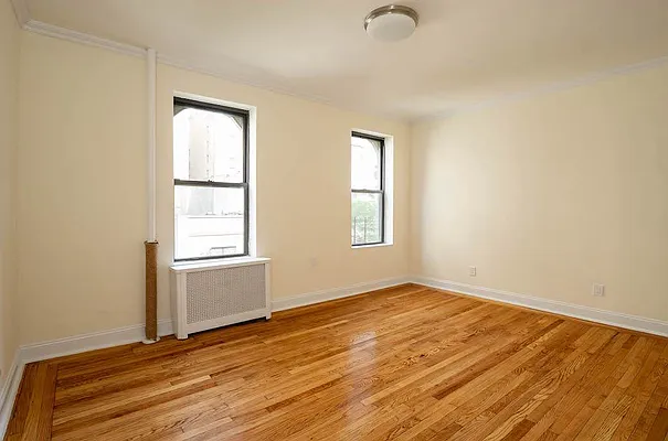 Rented by City Connections Realty | media 27