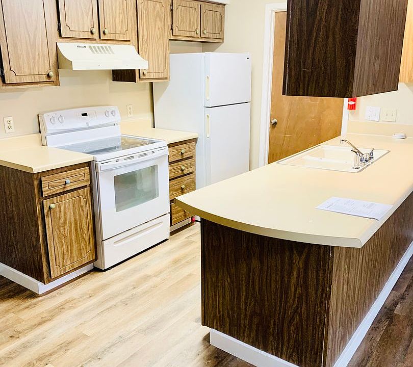 1st image of 4042 Huntington Ln #3