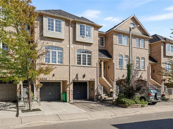 3370 Redpath Cir, Mississauga, ON L5N 8R1