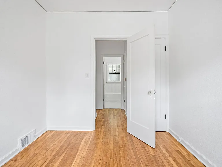 3622 SE Harrison St #6 — Photo 12