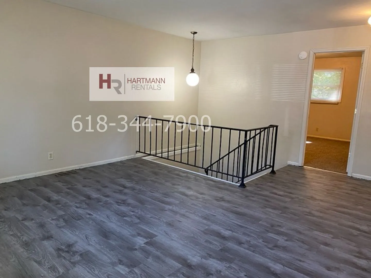 1103 Arrowhead — Photo 4